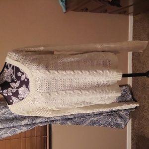 EUC White High-Low sweater with glitter threads. Size XL.